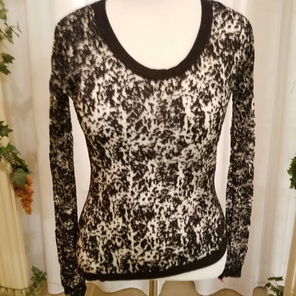 The Kooples side angle top see through black med - Picture 1 of 3